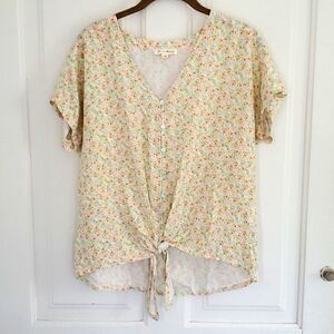 Jane and Delancey Cream Floral Tie-Front Blouse